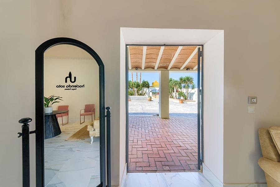 Hacienda Soto-Hego Haizea Chiclana de la Frontera Ngoại thất bức ảnh